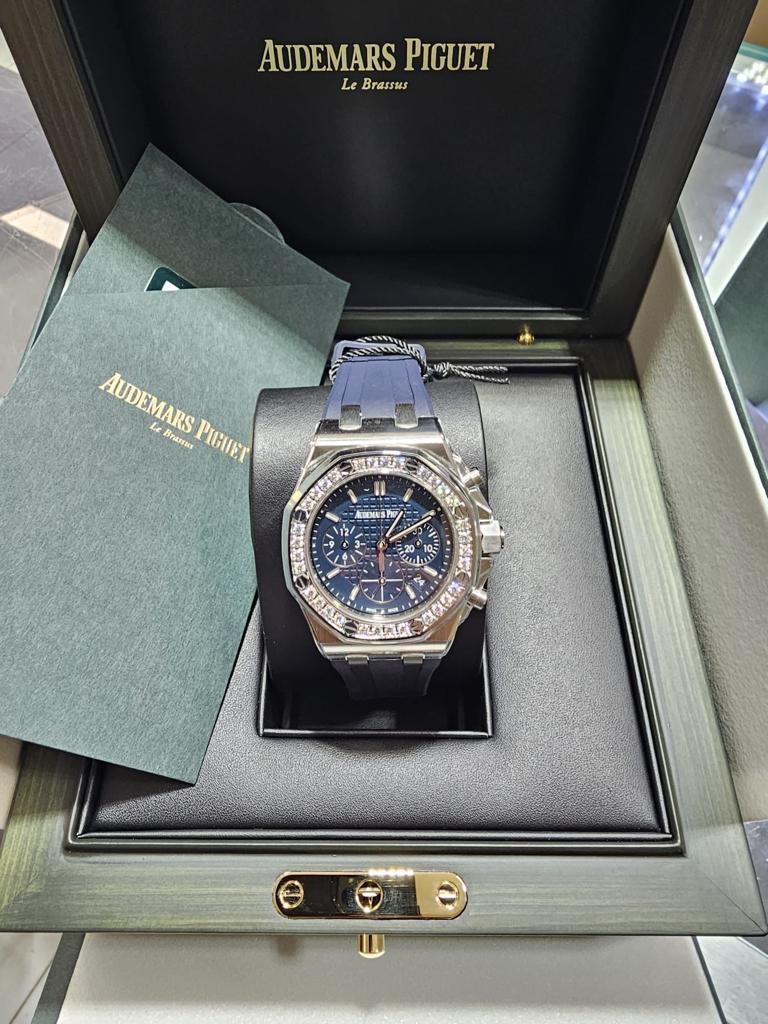 Audemars Piguet ROYAL OAK OFFSHORE 37MM BLUE DIAL DIAMOND BEZEL