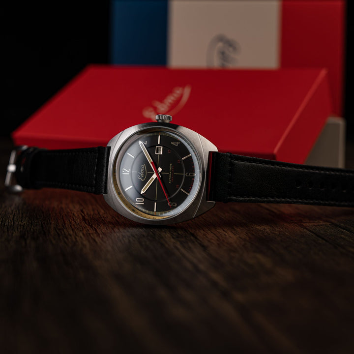 Crissier Automatic Black / Black Leather | Black Dial