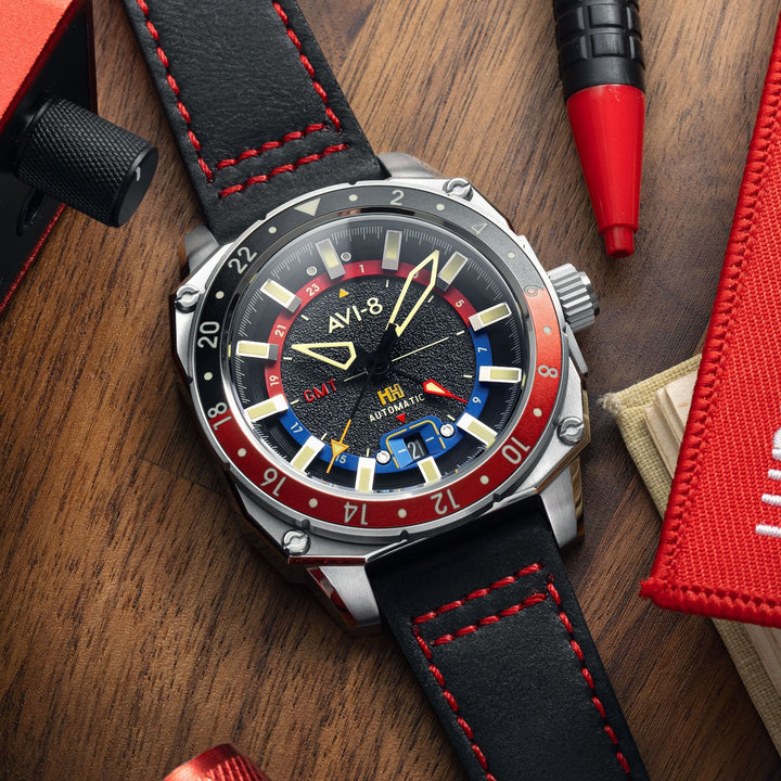 Atlas Black / Black | Black Dial