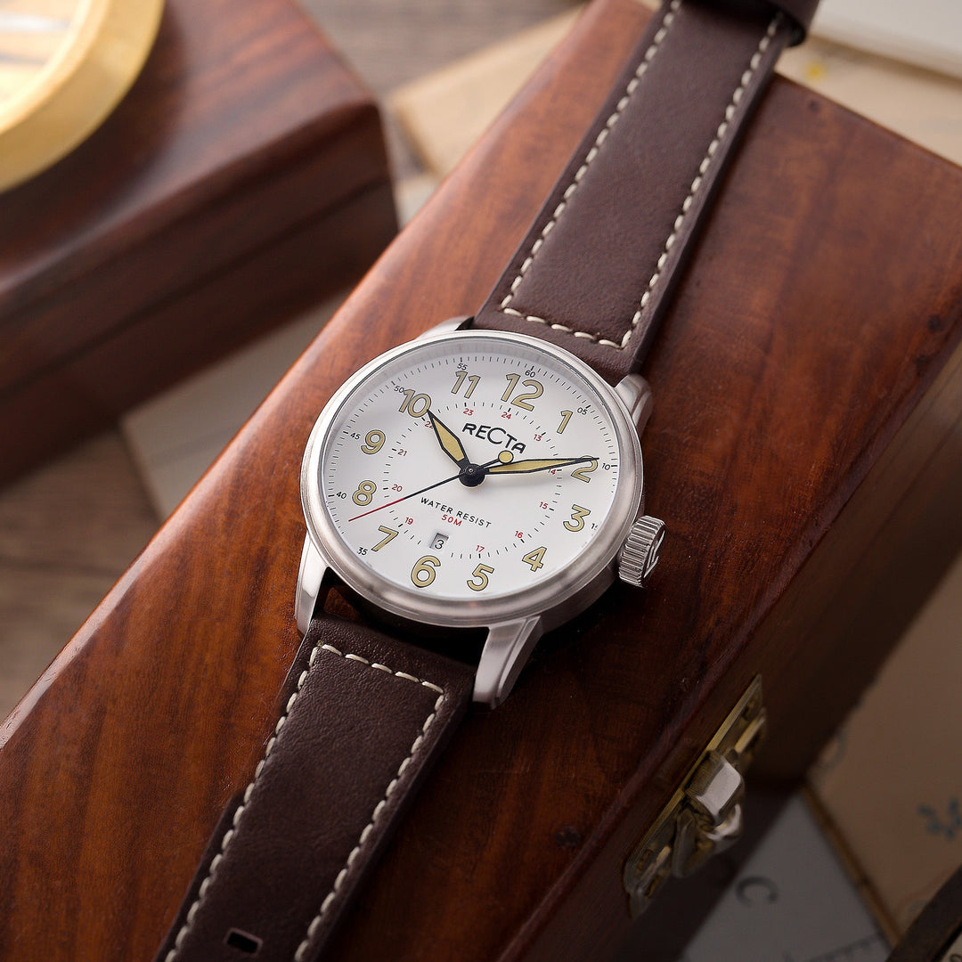 Altitude Japan Quartz White / Leather | Notched Caseback Dial