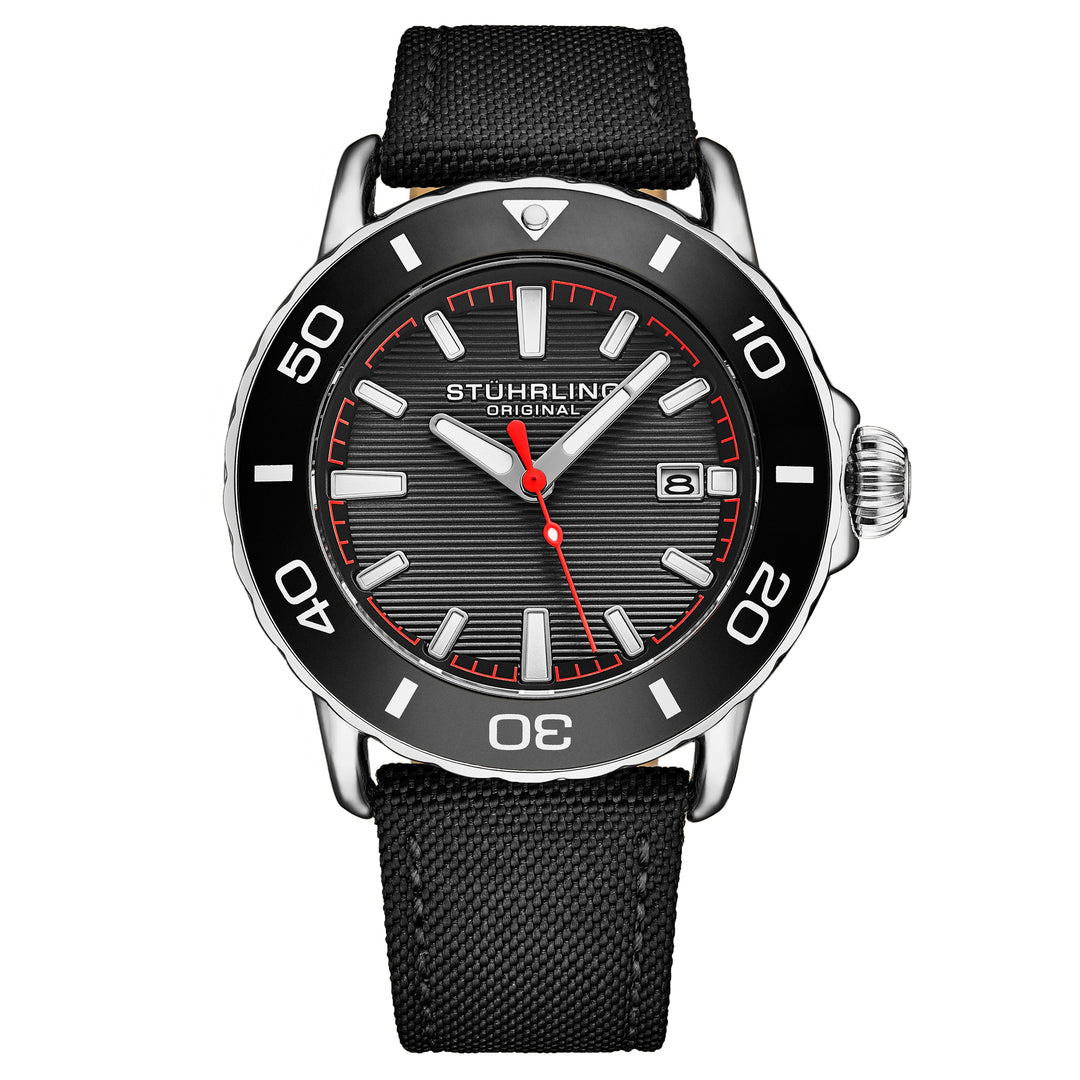 Voyager 4049 44mm Black Black Dial