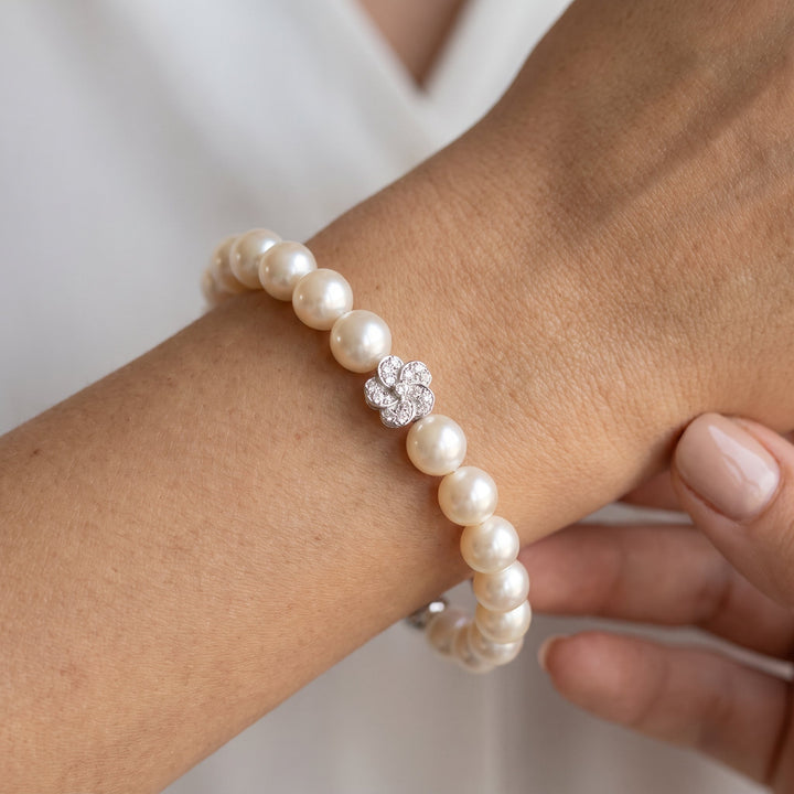 Diamond Flower Pearl Cuff