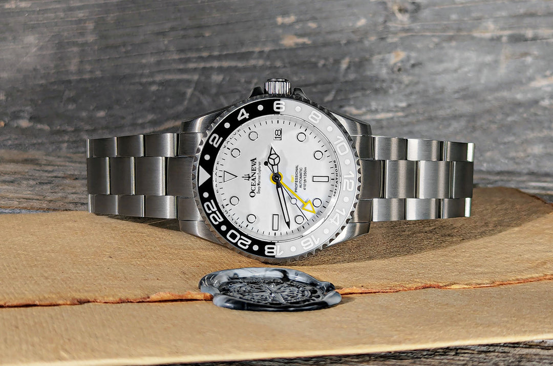 Deep Marine Explorer II White/Black Bezel | White Dial
