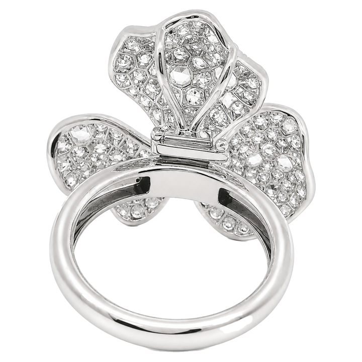 Royal Flora Emerald Ring