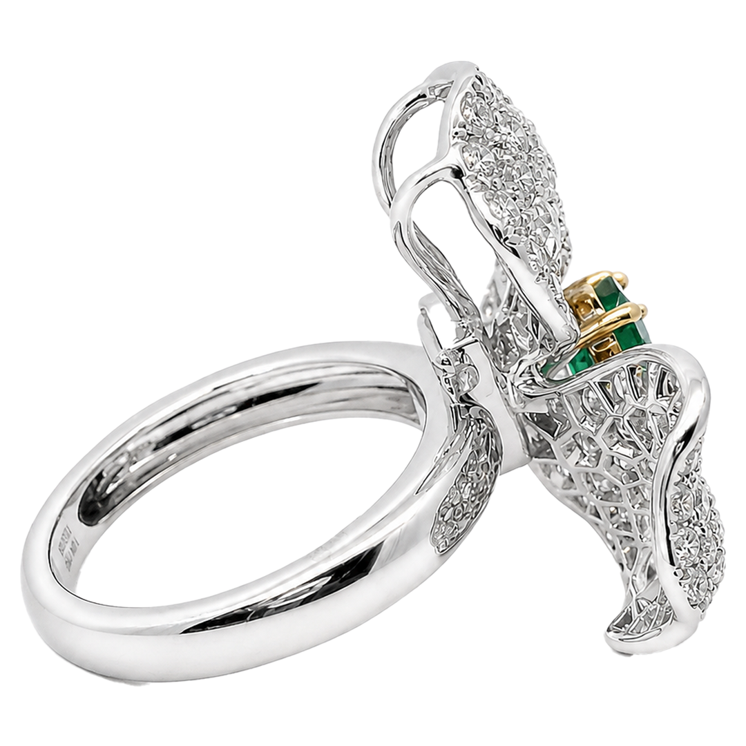 Royal Flora Emerald Ring