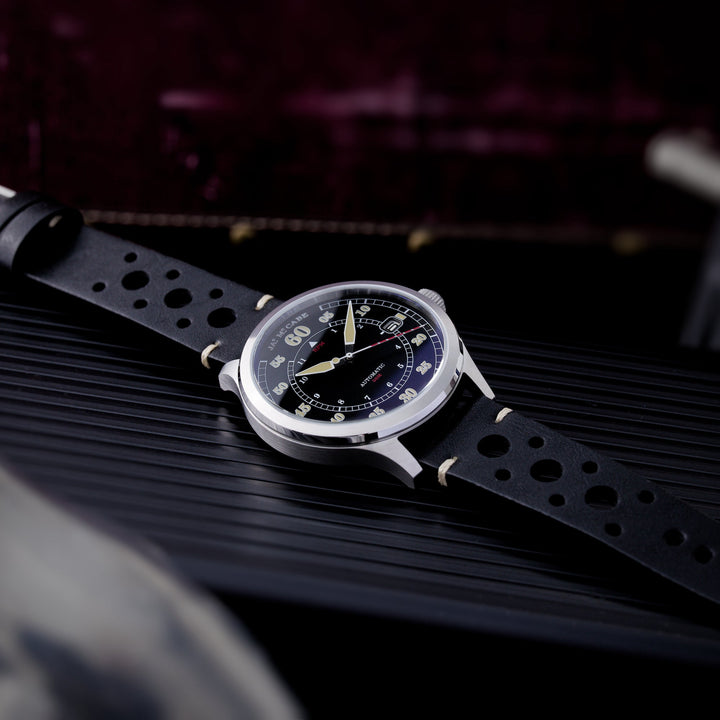 Bobber Automatic Black / Leather | Black Dial