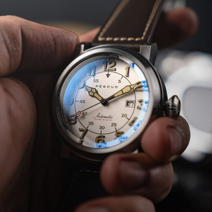 Le Pilote Automatic White / Brown Leather | White Dial