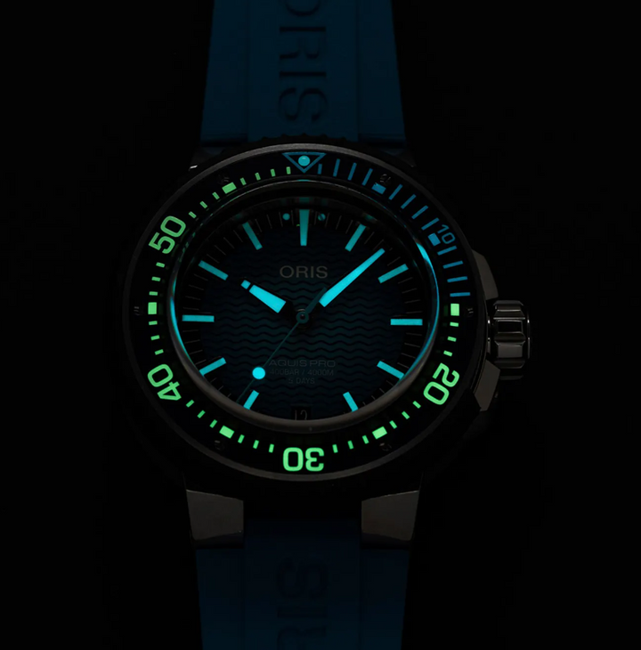 Aquis Pro 400M 49.50mm Blue Dial