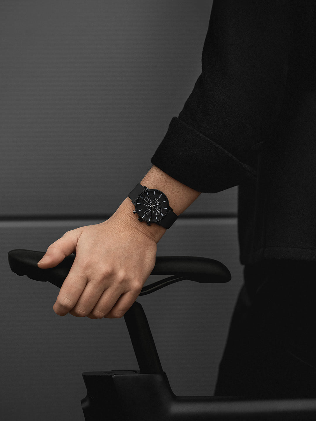Form A Chronoscope Black Dial / Leather Strap Black Dial