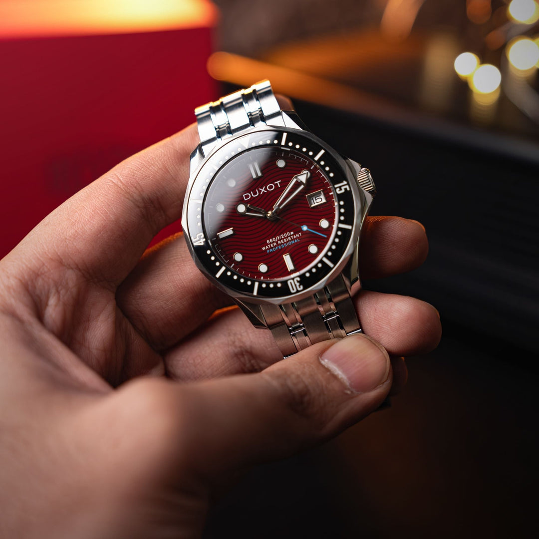 Henri Diver Automatic Red / Stainless Steel | Red Dial