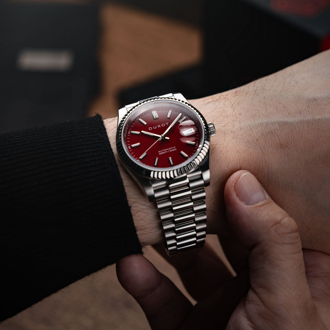 Marcel Diver Automatic Red / Stainless Steel | Red Dial
