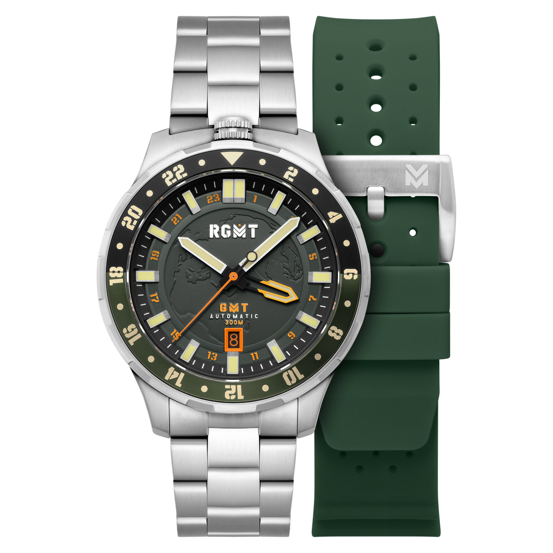 GLOBEMASTER GMT AUTOMATIC Green / Stainless Steel | Green Dial