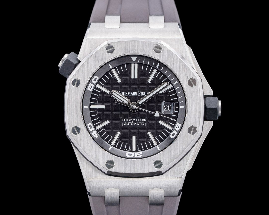 AP Royal Oak Offshore Diver Black Mega Tapisserie SS
