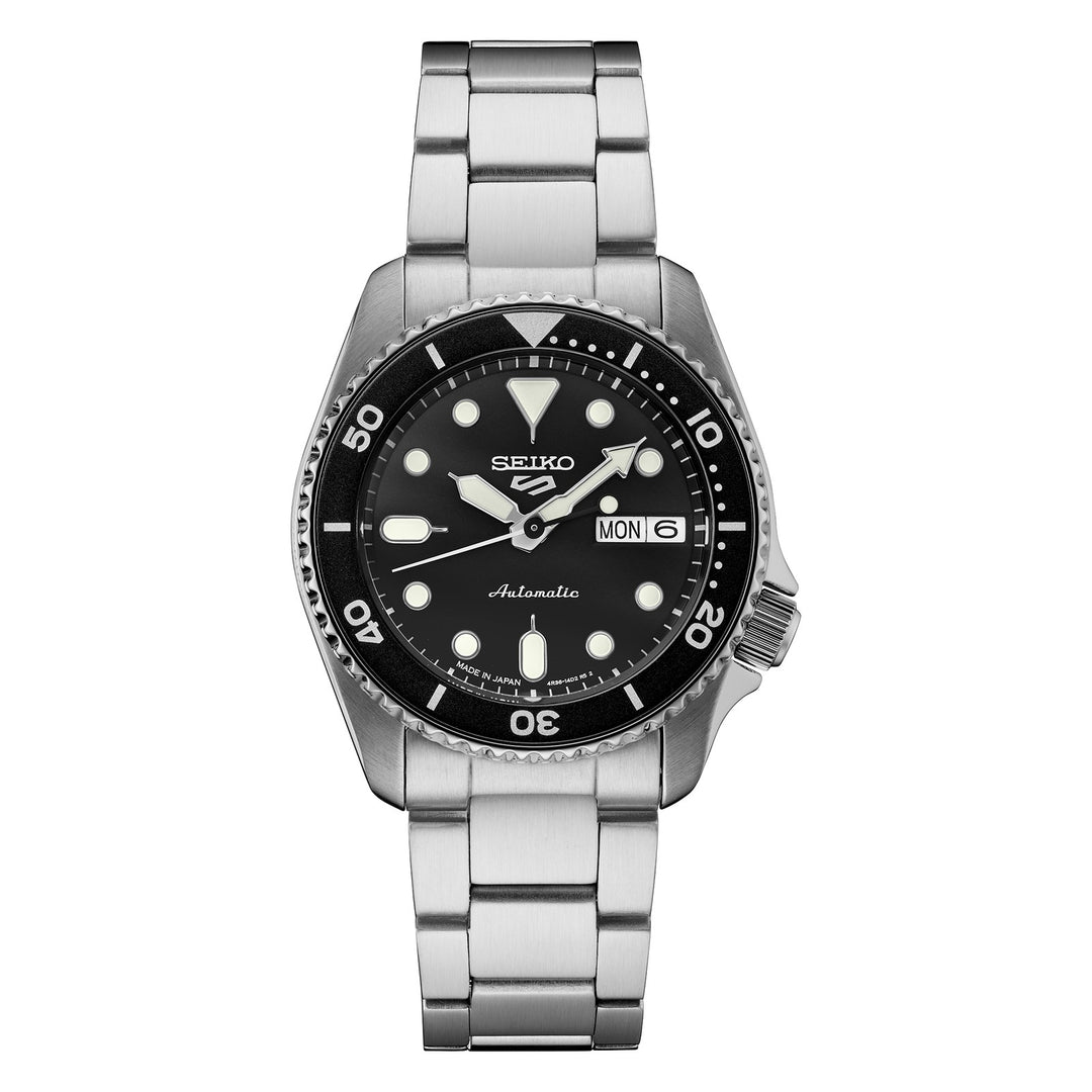 5 Sports SKX Series Mid-Size Black Dial / Stainless Steel Bracelet Black Dial