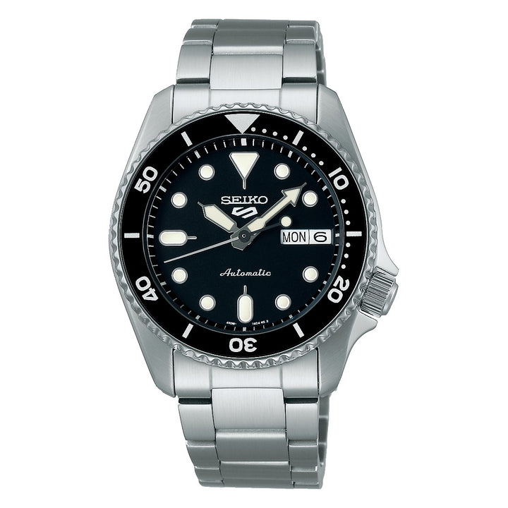 5 Sports SKX Series Mid-Size Black Dial / Stainless Steel Bracelet Black Dial