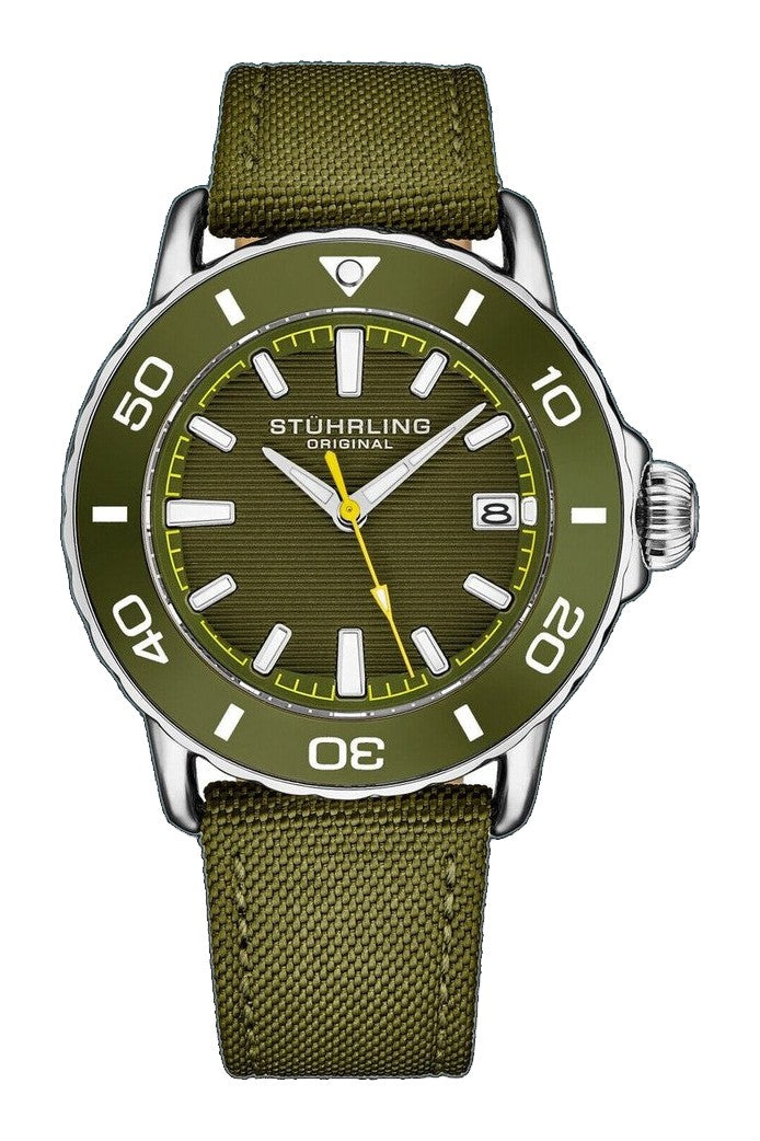 Explorer 4041 Quartz 40mm Diver Green Leather