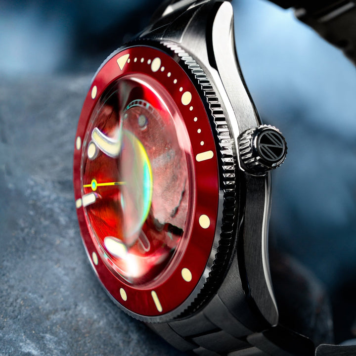 CHALLENGER AUTOMATIC Red / Stainless Steel | Red Dial