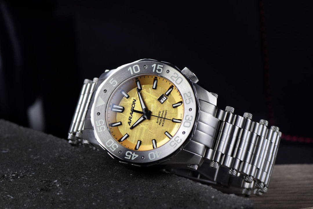 Sea Charger Meteorite LE Gold Color Meteorite Dial | Gold Dial