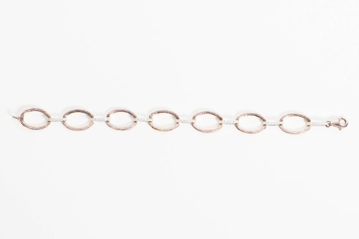 Layla Textured Round Link Bracelet