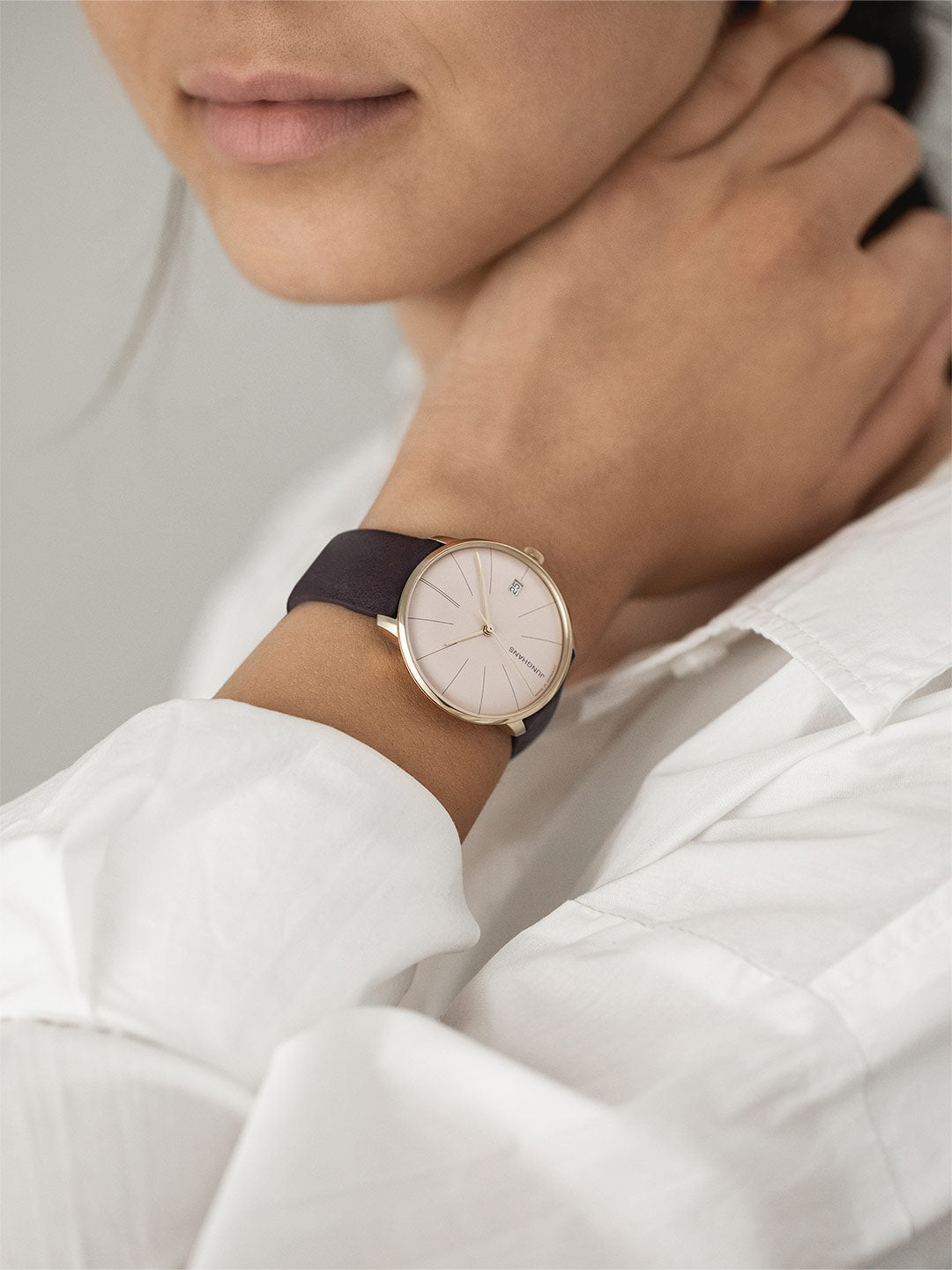 Meister Fein Kleine Automatic Powder Pink Dial / Violet Leather Strap