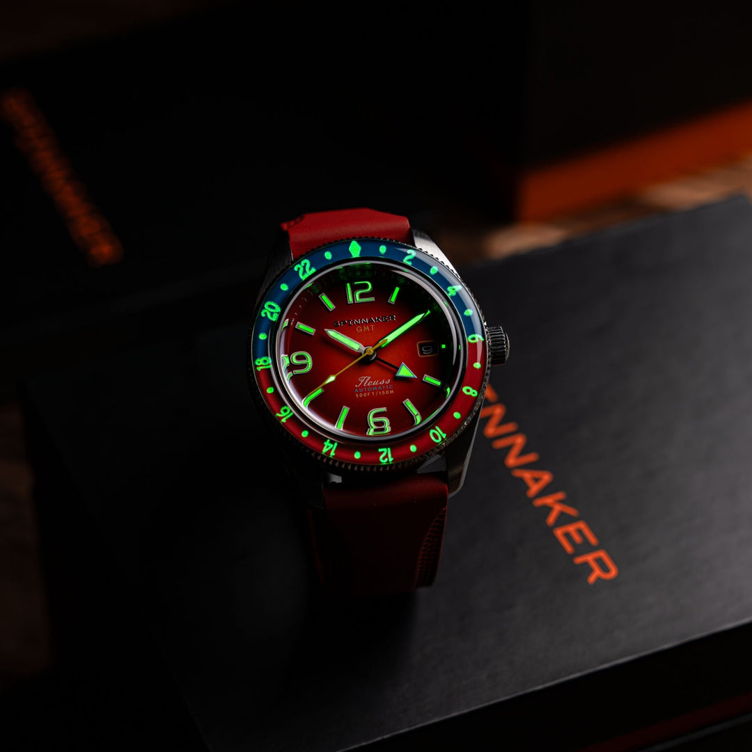 Fleuss GMT Automatic Red/Stainless Steel | Red Dial