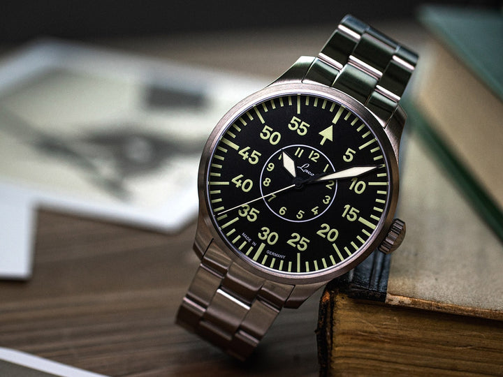 Aachen 39mm Automatic / Bracelet Black Dial