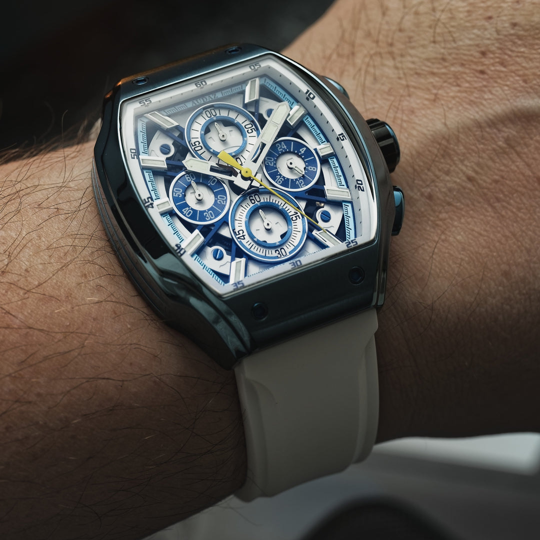 PACEHOUND CHRONO White / Powder Blue | Blue Dial