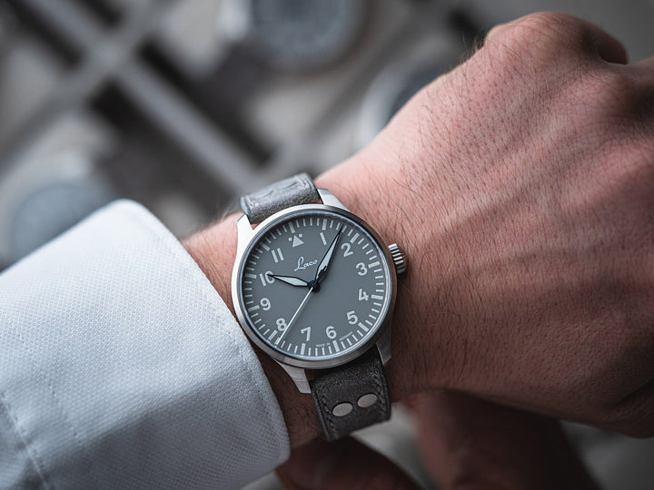 Augsburg Grau 42 Automatic / Leather Strap Gray Dial