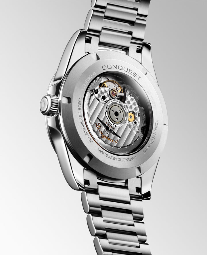 Conquest Silver/Silver |  Dial