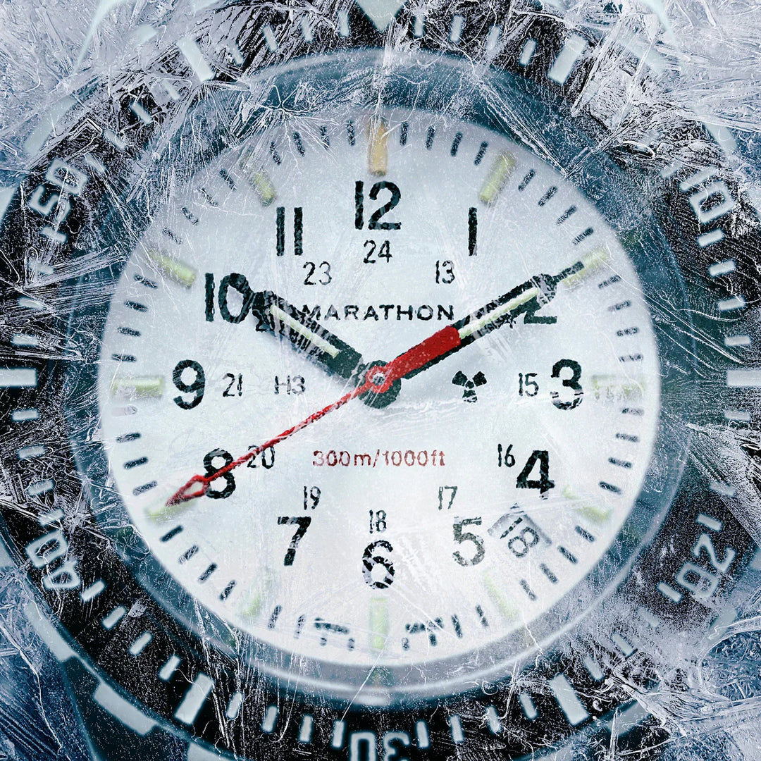Divers Quartz White NGM/Steel Bracelet | Arctic White Dial