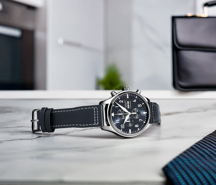 Navigator Chrono Navy Blue Sunray Dial/Blue Leather Strap | Blue Dial