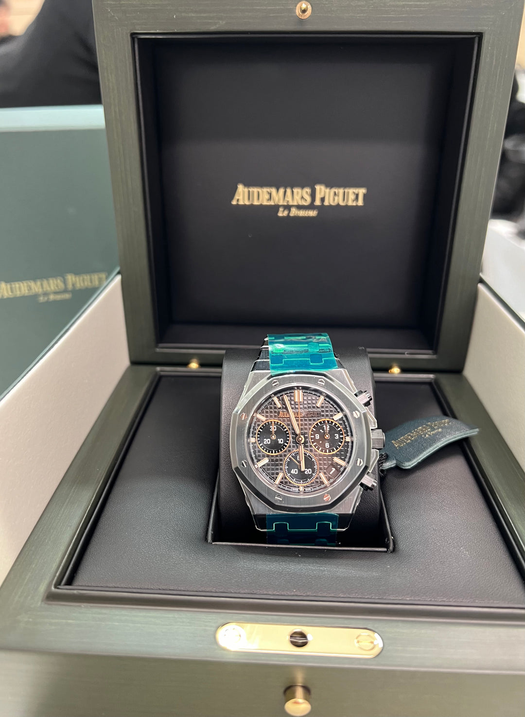 Audemars Piguet ROYAL OAK 41MM BLACK DIAL BLACK CERAMIC CHRONOGRAPH "50TH ANNIVERSARY" Ref. 26240CE.OO.1225CE.01 MEN'S WATCH