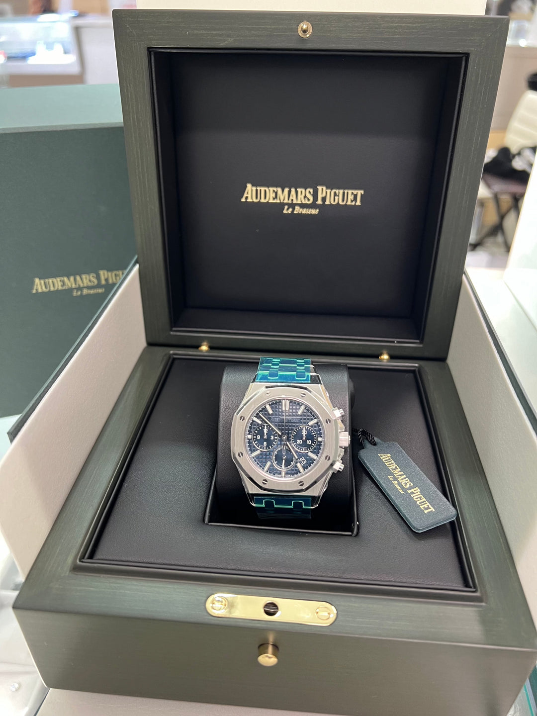 Audemars Piguet ROYAL OAK 38MM BLUE DIAL STAINLESS STEEL CHRONOGRAPH Ref. 26715ST.OO.1356ST.01 MENS WATCH