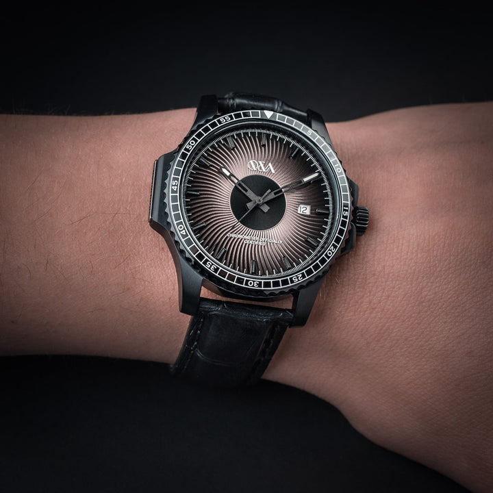 Technic Black / Leather | Black Dial