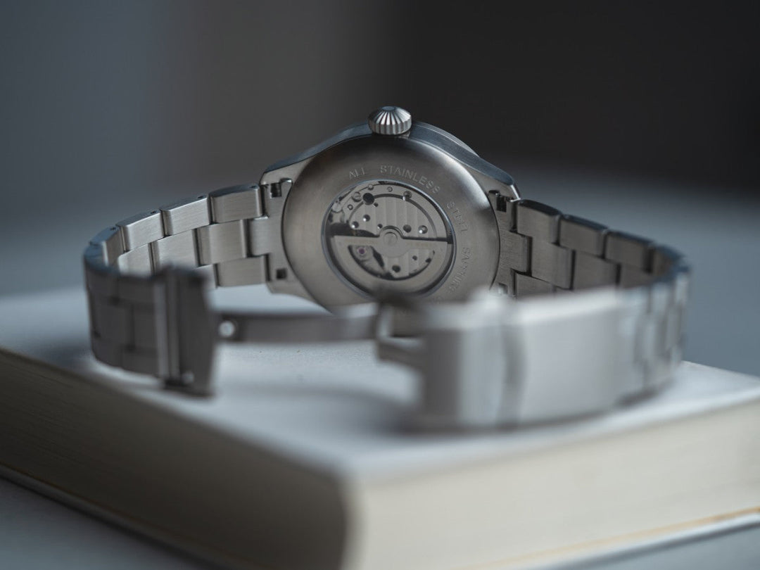 Aachen Blaue Stunde 42 MB metal strap Blue Dial