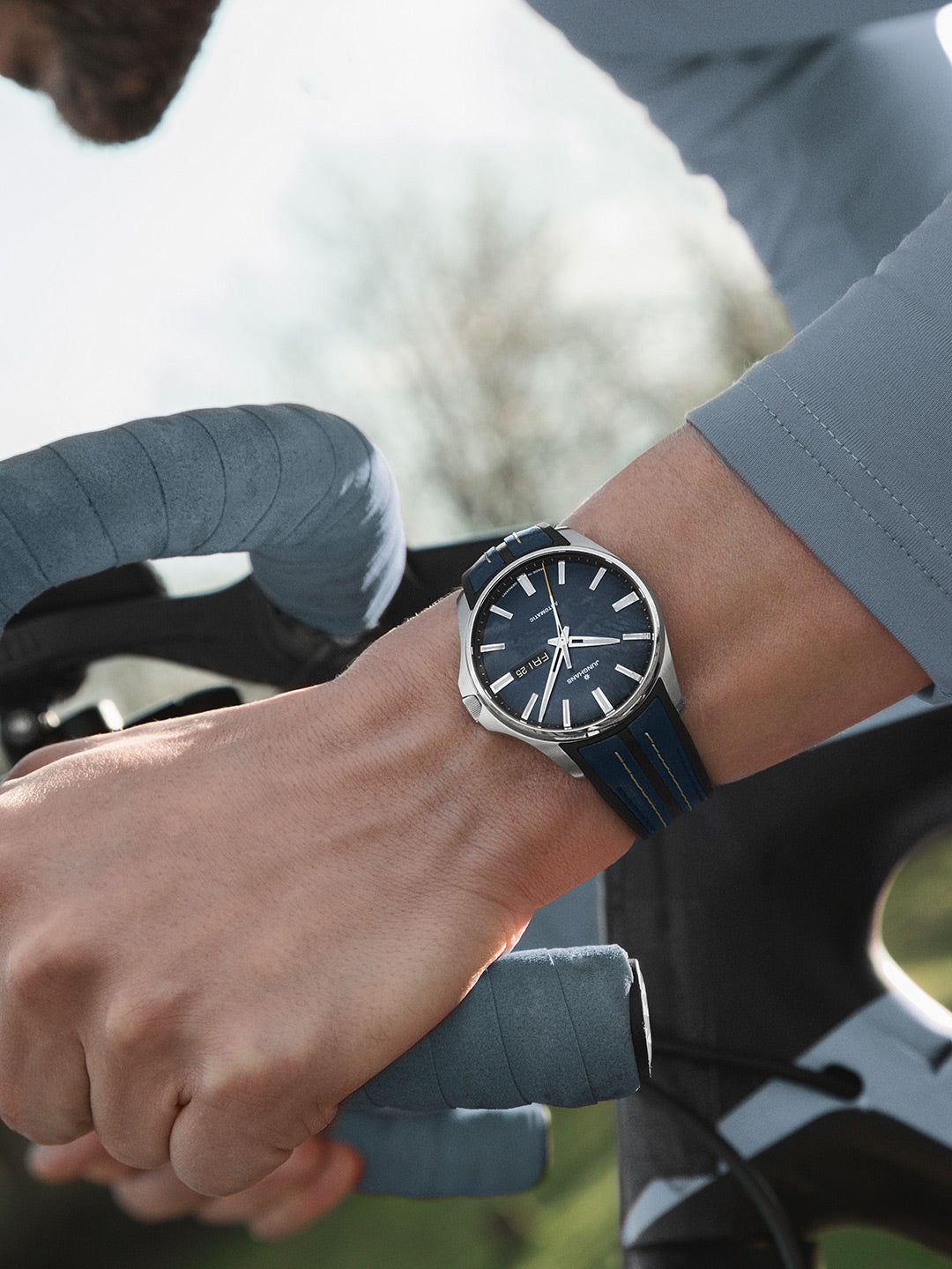 Meister S Automatic Midnight Blue Dial / Blue-Black Rubber-Leather Strap Midnigh