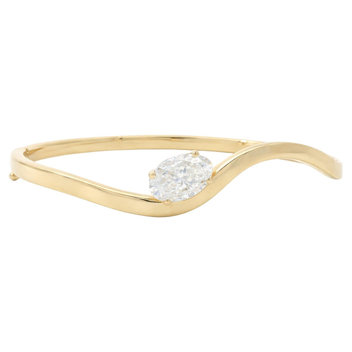 Oval Diamond Wave Bangle