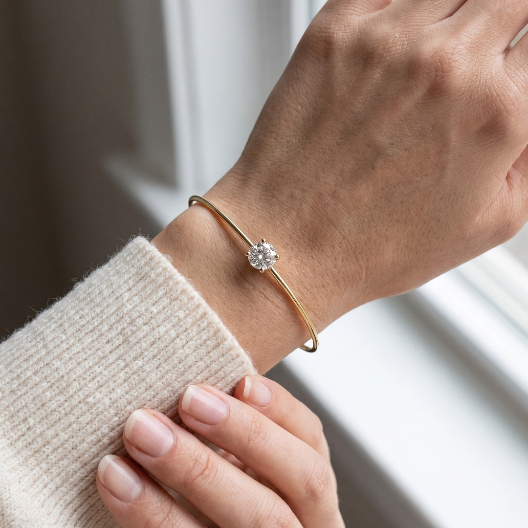 Lab Grown Diamond Solitaire Bangle