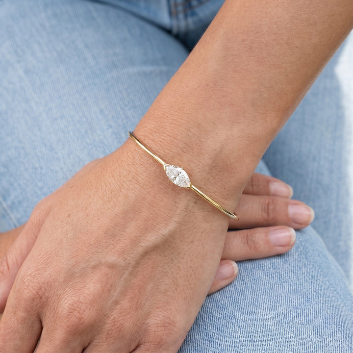 Lab Grown Diamond Solitaire Bangle