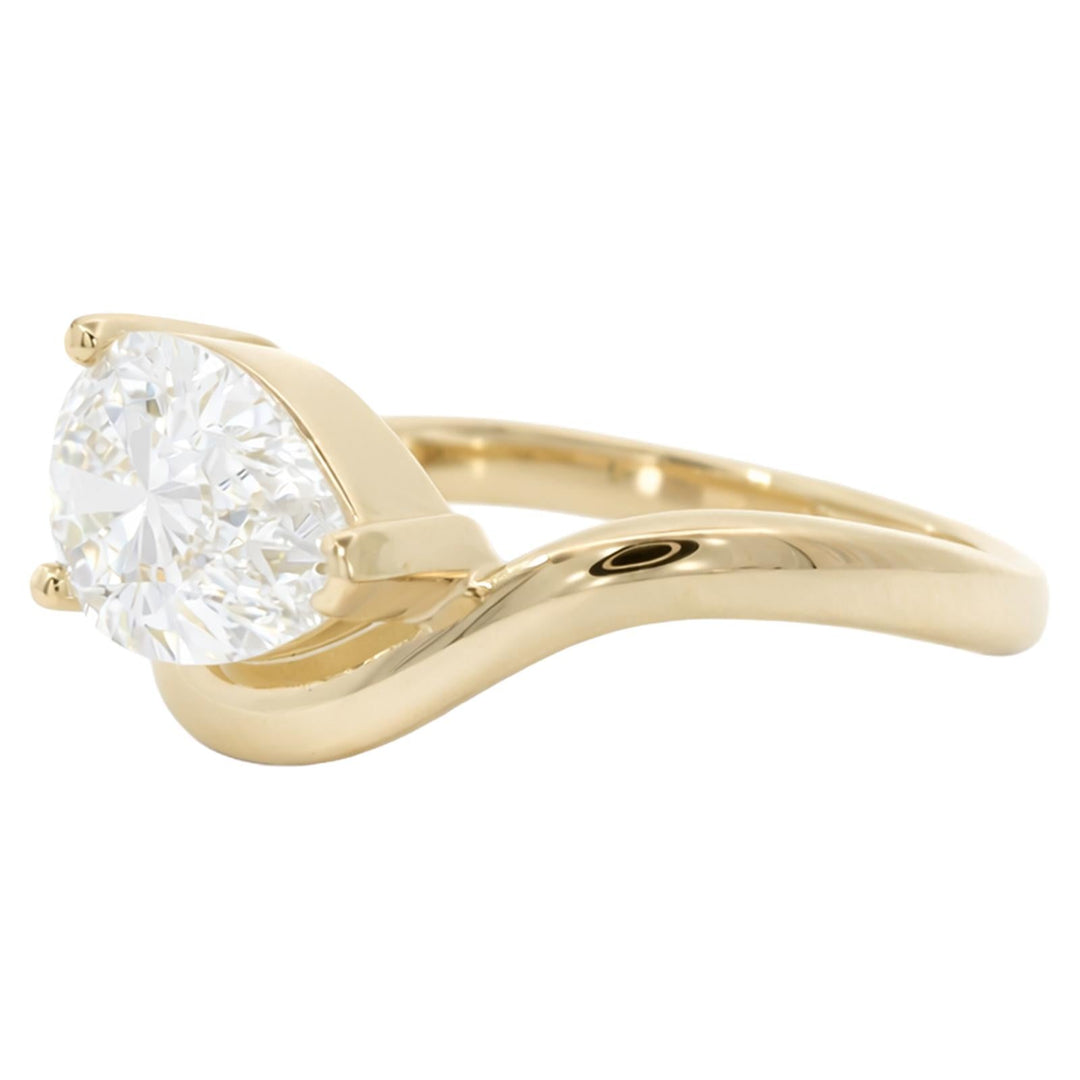 Pear Diamond Wave Ring