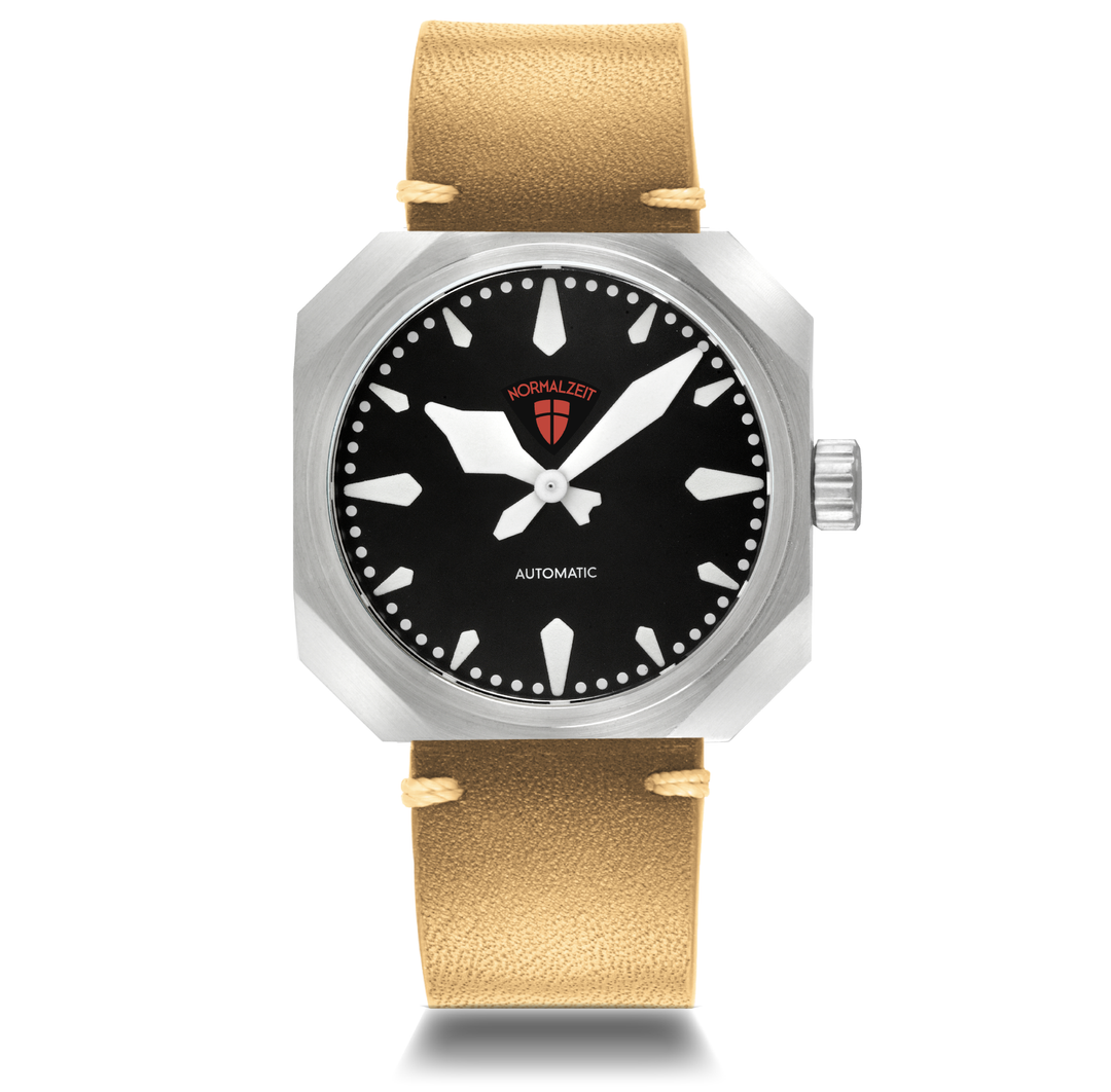 Der General Stainless Steel / Tan Leather Strap | Black Dial