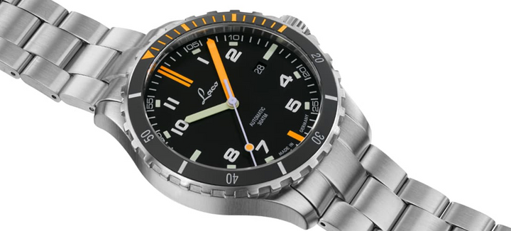 Squad Watch Mojave 42mm Metal Bracelet Black Dial