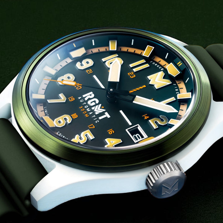 Defender Automatic Limited Edition Green / Silicone | Green Dial