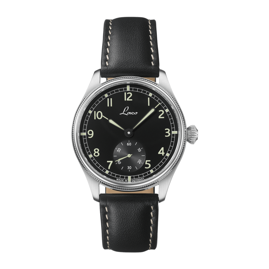 Bremerhaven 39 Handwinding Black Dial