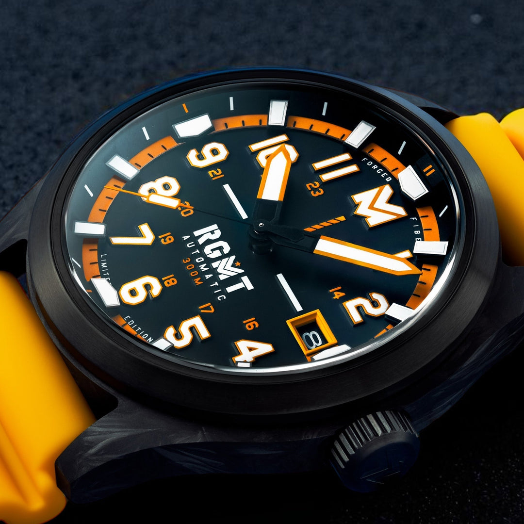 Defender Automatic Limited Edition Black / Silicone | Black Dial