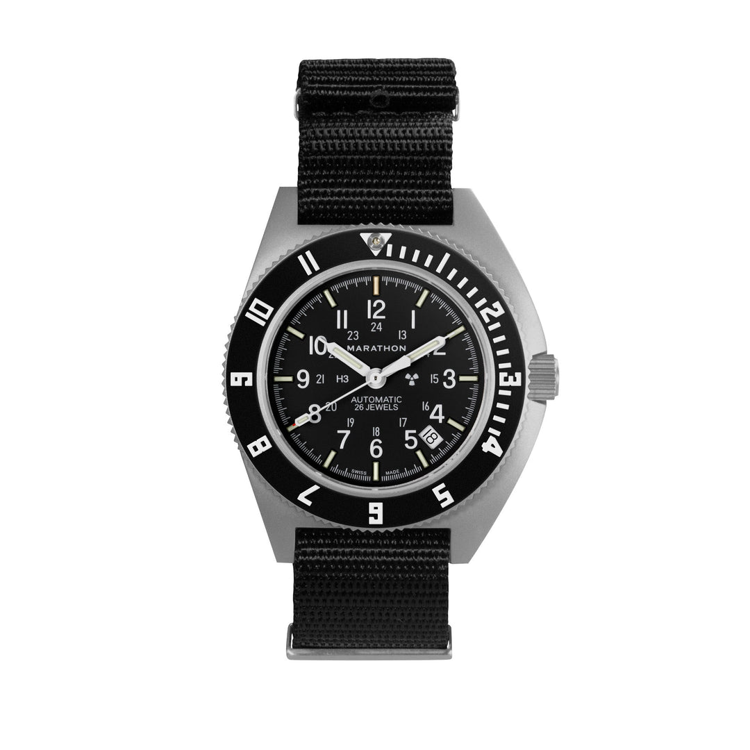 NAV, DATE, AUTO, SAPH, NGM, COL: SS/BKPS DS NYLON 11" AUTO SSNAV With Date on DE