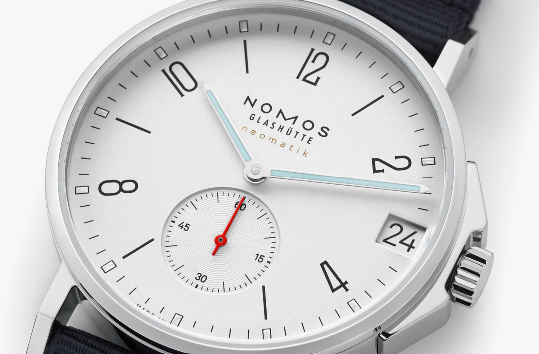 Ahoi Neomatik 38 Date White Dial / Navy Blue Textile Strap Cream White Dial