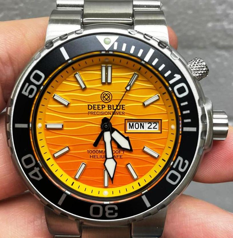 PRO SUN DIVER IV 1000M DIVER BRACELET COLLECTION Sun Diver Yellow gold Dial