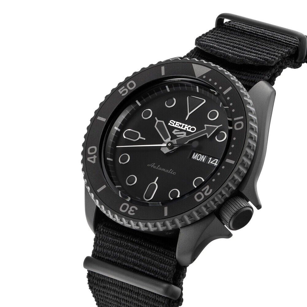 5 Sports SYX Black Dial / Black Nylon Strap Black Dial