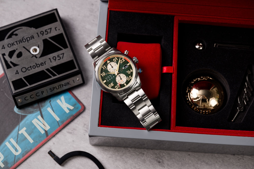 SPACE SPUTNIK GREEN / STAINLESS STEEL | Green Dial